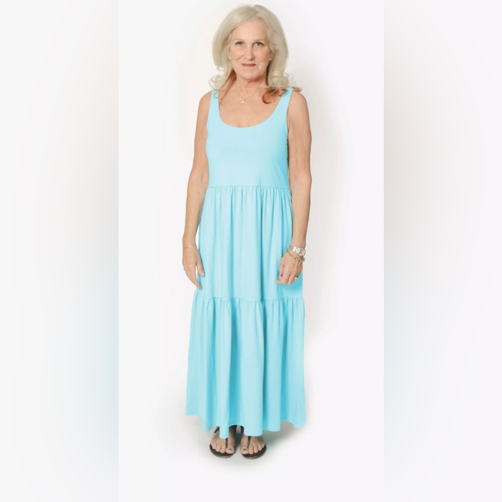 NWT Smash + Tess at the lake maxi dress